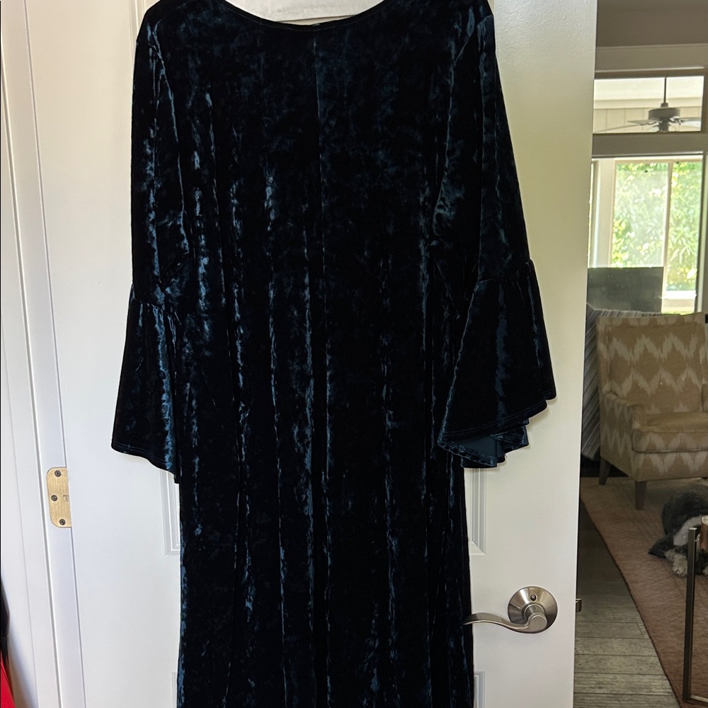 Karen Kane Blue Velvet Midi Dress - Picture 4 of 4